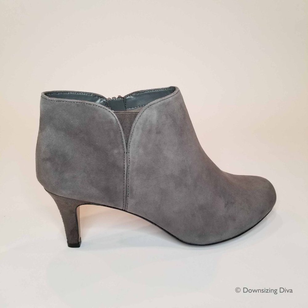 Clarks - Arista Paige - Ankle Bootie - Gray/Grey